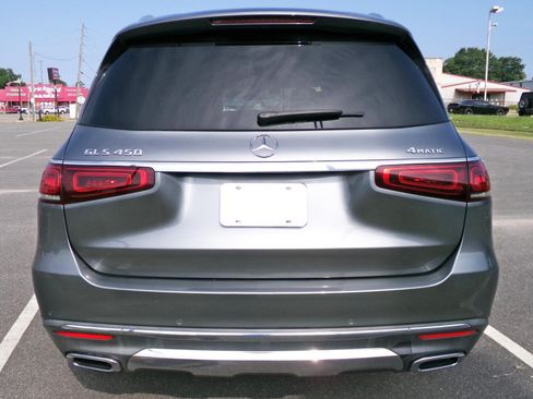 Used 2021 Mercedes-Benz GLS 450 4MATIC image 4