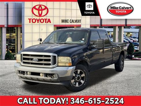 Used 2001 Ford F250 Lariat image 1