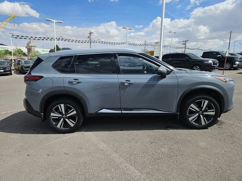 Used 2021 Nissan Rogue SL image 8