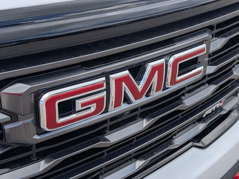 New 2026 GMC Acadia AT4 w/ LPO, Floor Liner Package image 5