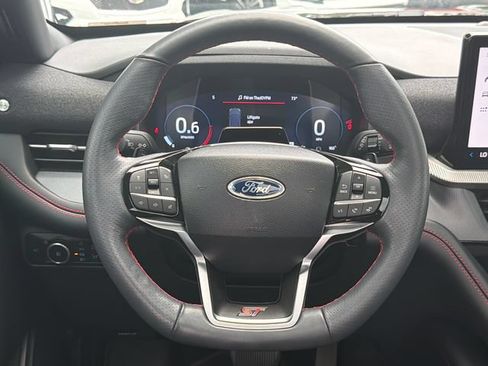 Used 2025 Ford Explorer ST AWD/4WD image 24