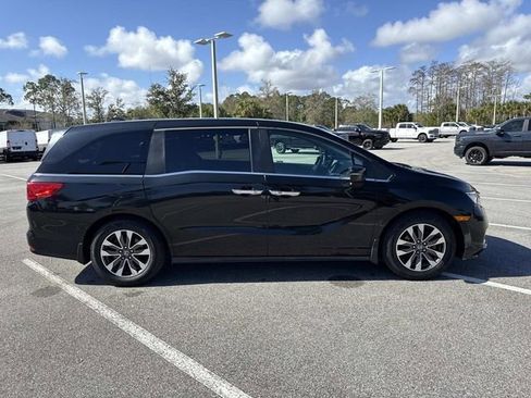 Used 2021 Honda Odyssey EX-L image 2