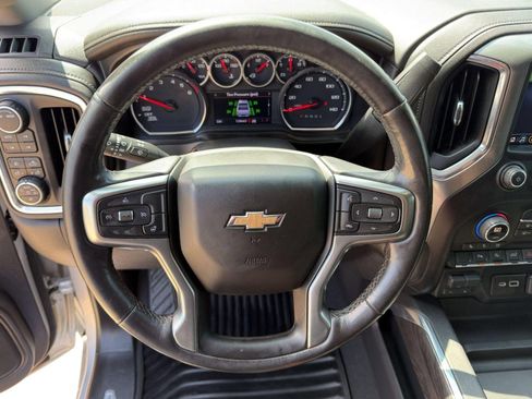 Used 2021 Chevrolet Silverado 1500 LTZ w/ Z71 Off-Road Package AWD/4WD image 11