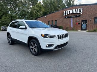 Used 2019 Jeep Cherokee Limited image 1