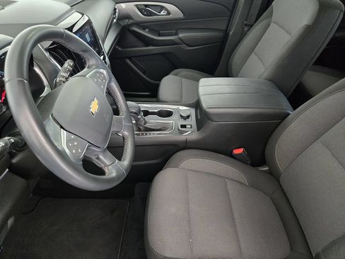 Used 2023 Chevrolet Traverse LT FWD image 15
