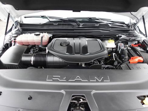 Used 2025 RAM 1500 Laramie w/ Sport Appearance Package AWD/4WD image 60