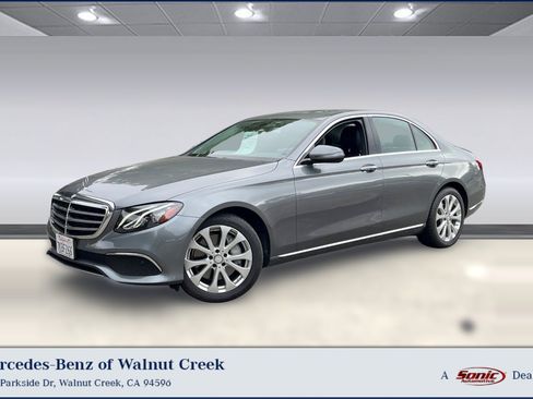Used 2017 Mercedes-Benz E 300 image 1