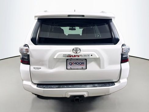Used 2018 Toyota 4Runner SR5 Premium RWD image 6