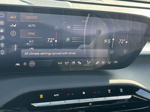 New 2026 Buick Enclave Avenir w/ Super Cruise Package image 19