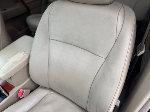 Used 2010 Toyota Highlander Limited image 15