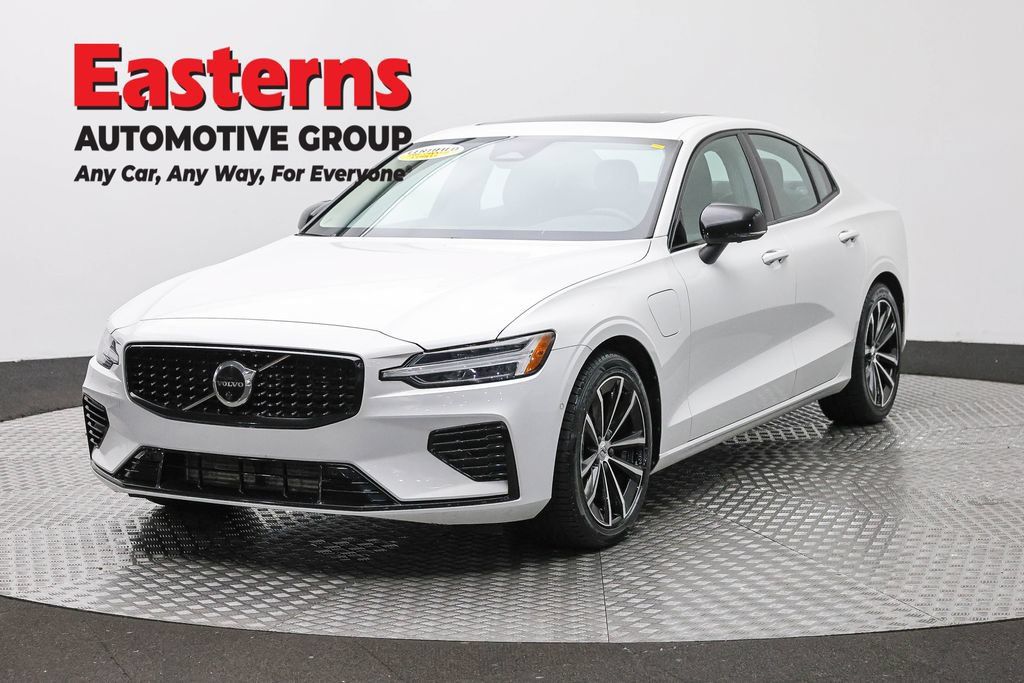 Used 2023 Volvo S60 T8 Plus AWD/4WD image 1