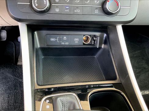 Used 2025 Hyundai Tucson SE FWD image 15