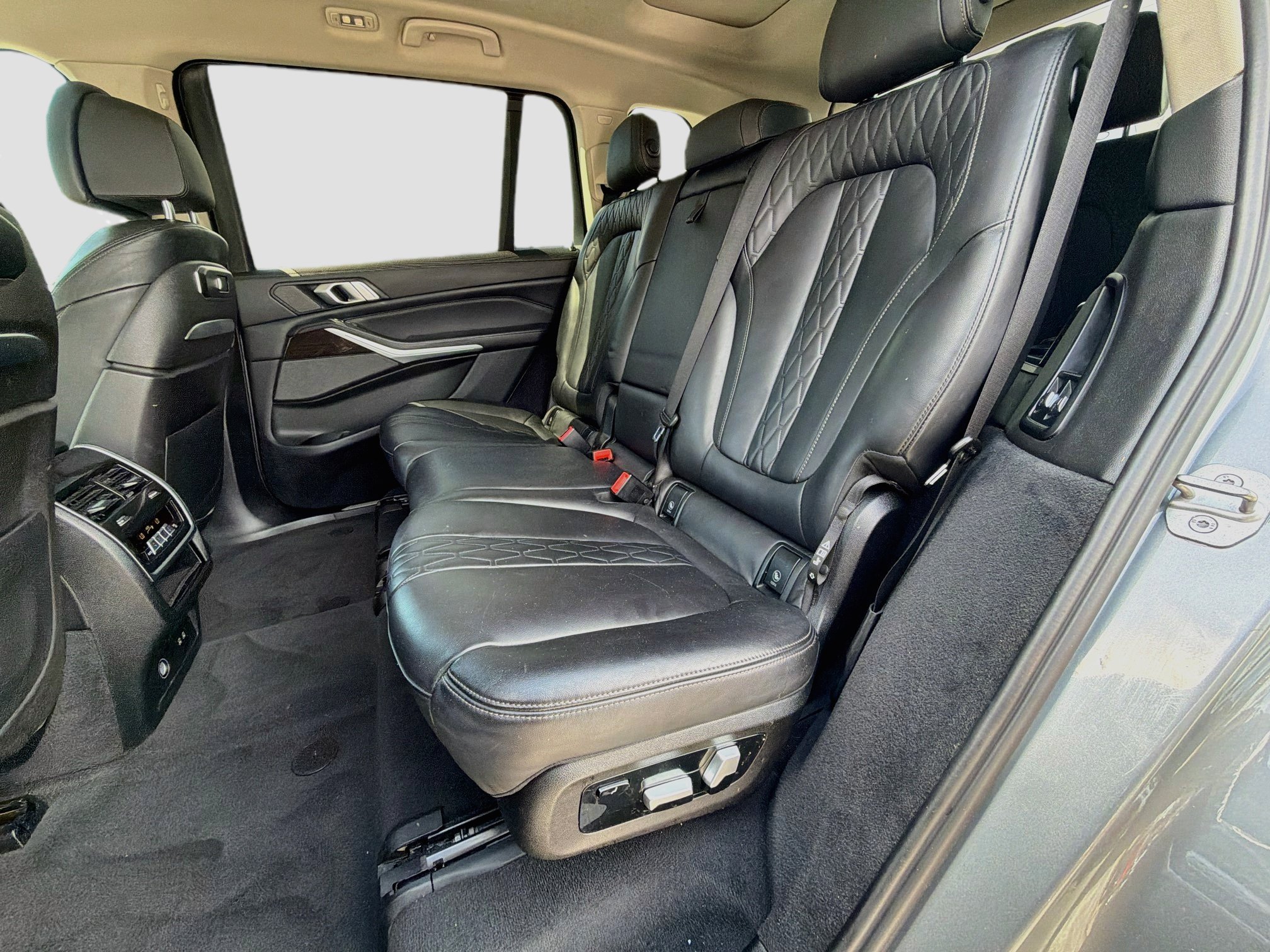 Used 2023 BMW X7 xDrive40i AWD/4WD image 22