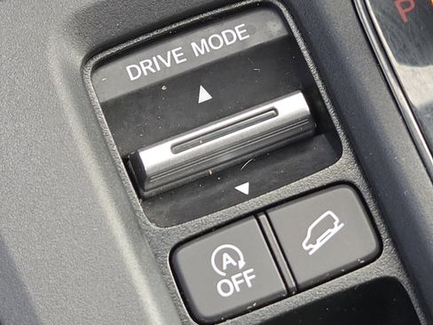 Certified 2025 Honda CR-V EX image 8