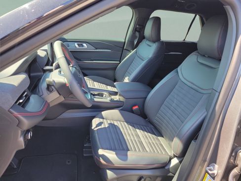 New 2026 Ford Explorer ST-Line RWD image 8