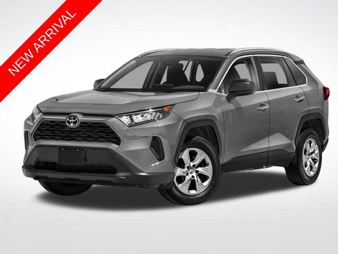 Used 2021 Toyota RAV4 LE AWD/4WD image 1