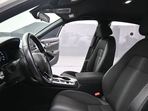 Used 2025 Honda Civic Sport image 15