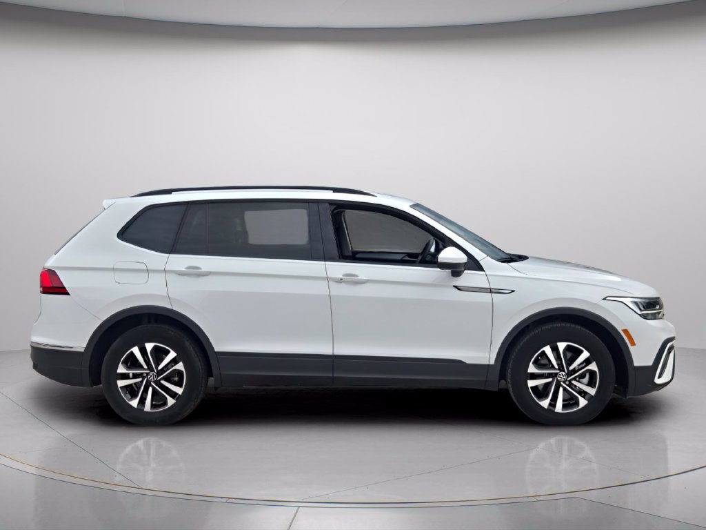 Certified 2024 Volkswagen Tiguan S FWD image 4
