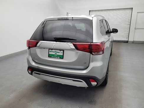 Used 2020 Mitsubishi Outlander SE image 7