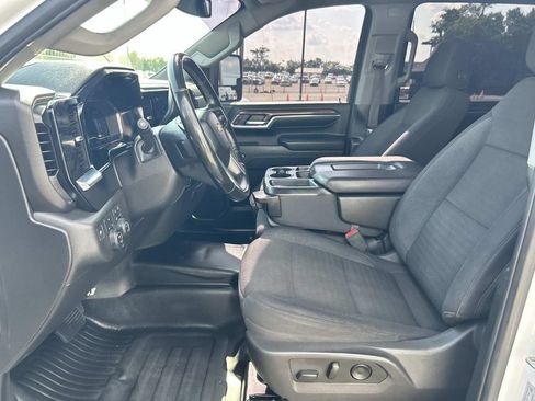 Used 2024 Chevrolet Silverado 2500 LT w/ Convenience Package AWD/4WD image 27