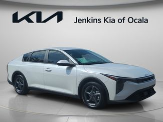 New 2026 Kia K4 FWD video 1
