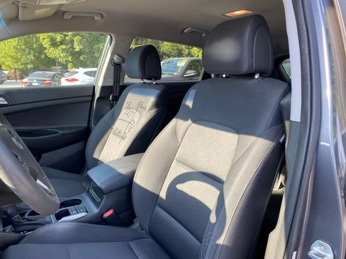 Used 2018 Hyundai Tucson SE w/ Cargo Package AWD/4WD image 10