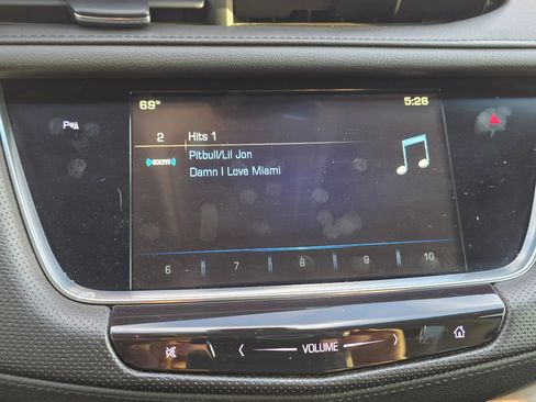 Used 2017 Cadillac XT5 Luxury w/ Driver Awareness Package image 30