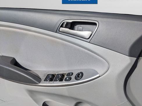 Used 2017 Hyundai Accent Value Edition image 24