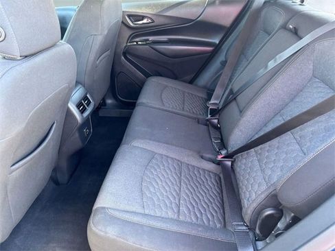 Used 2019 Chevrolet Equinox LT w/ Driver Convenience Package image 24