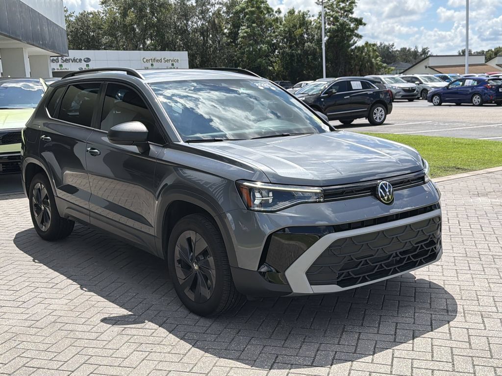 Used 2025 Volkswagen Taos S FWD image 7