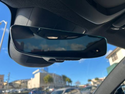 Used 2023 Volvo C40 P8 Recharge Plus image 15