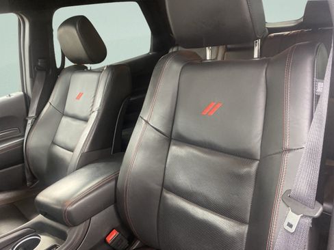 Used 2025 Dodge Durango GT AWD/4WD image 13
