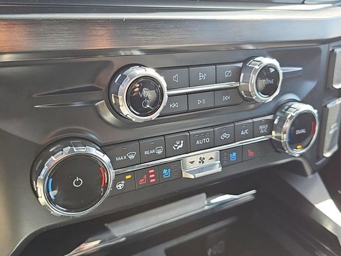 Used 2024 Ford F250 Lariat image 20