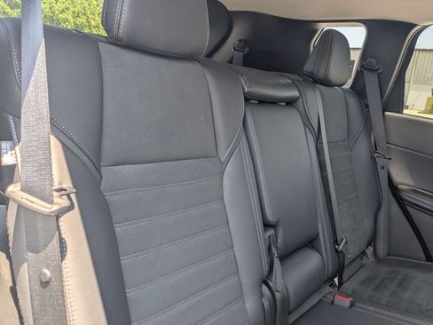 Used 2025 Mitsubishi Outlander SE FWD image 31