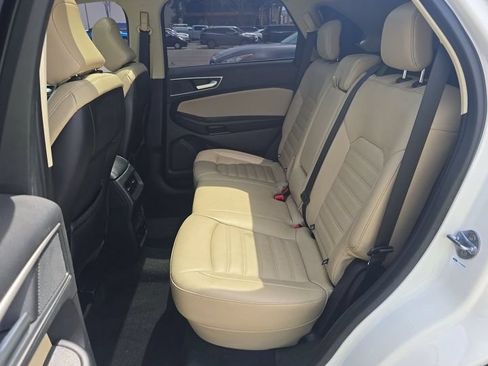 Used 2024 Ford Edge SEL w/ Convenience Package AWD/4WD image 7