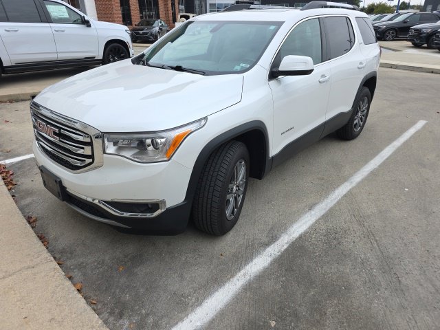 Used 2018 GMC Acadia SLT w/ LPO, Floor Liner Package FWD image 1