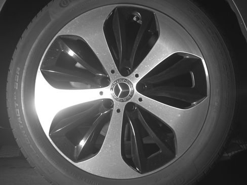 Used 2025 Mercedes-Benz GLB 250 4MATIC image 15