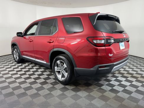 New 2025 Honda Pilot EX-L image 2