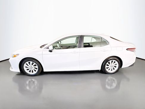 Used 2023 Toyota Camry LE FWD image 6