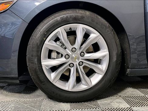 Used 2021 Chevrolet Malibu LT FWD image 8