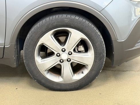 Used 2014 Buick Encore FWD image 4