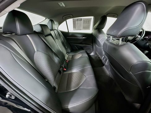 Used 2024 Toyota Camry XSE FWD image 10