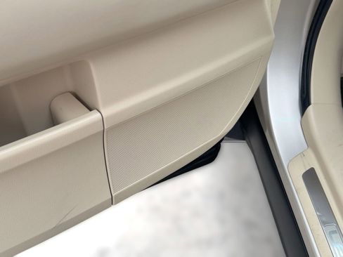 Used 2011 Lexus RX 350 2WD w/ Premium Pkg image 26