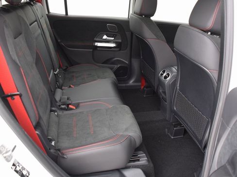 New 2025 Mercedes-Benz GLB 35 AMG 4MATIC image 16