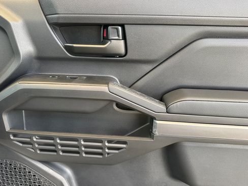 New 2026 Toyota Tacoma SR5 AWD/4WD image 20