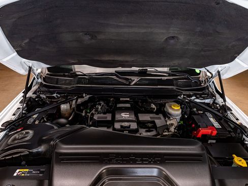 Used 2022 RAM 2500 Laramie w/ Night Edition image 29