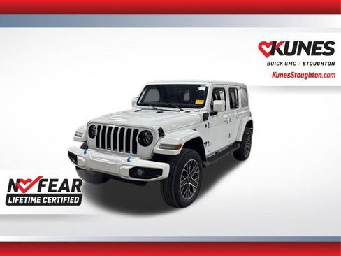 Used 2022 Jeep Wrangler Unlimited Sahara image 5