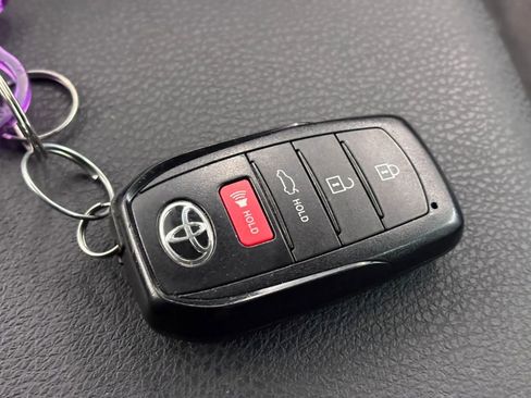 Used 2025 Toyota Camry LE FWD image 51