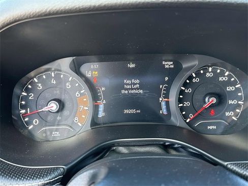 Used 2022 Jeep Compass Altitude w/ Sun and Sound Group image 42