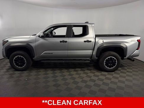 Used 2024 Toyota Tacoma TRD Off-Road image 5